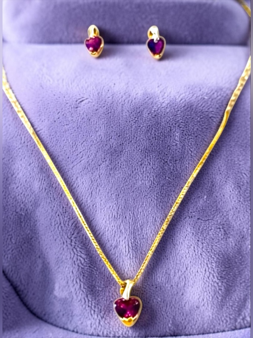 10kt Gold Amethyst Heart Pendant Necklace and Stud Earrings Set With Appraisal - Picture 2 of 7